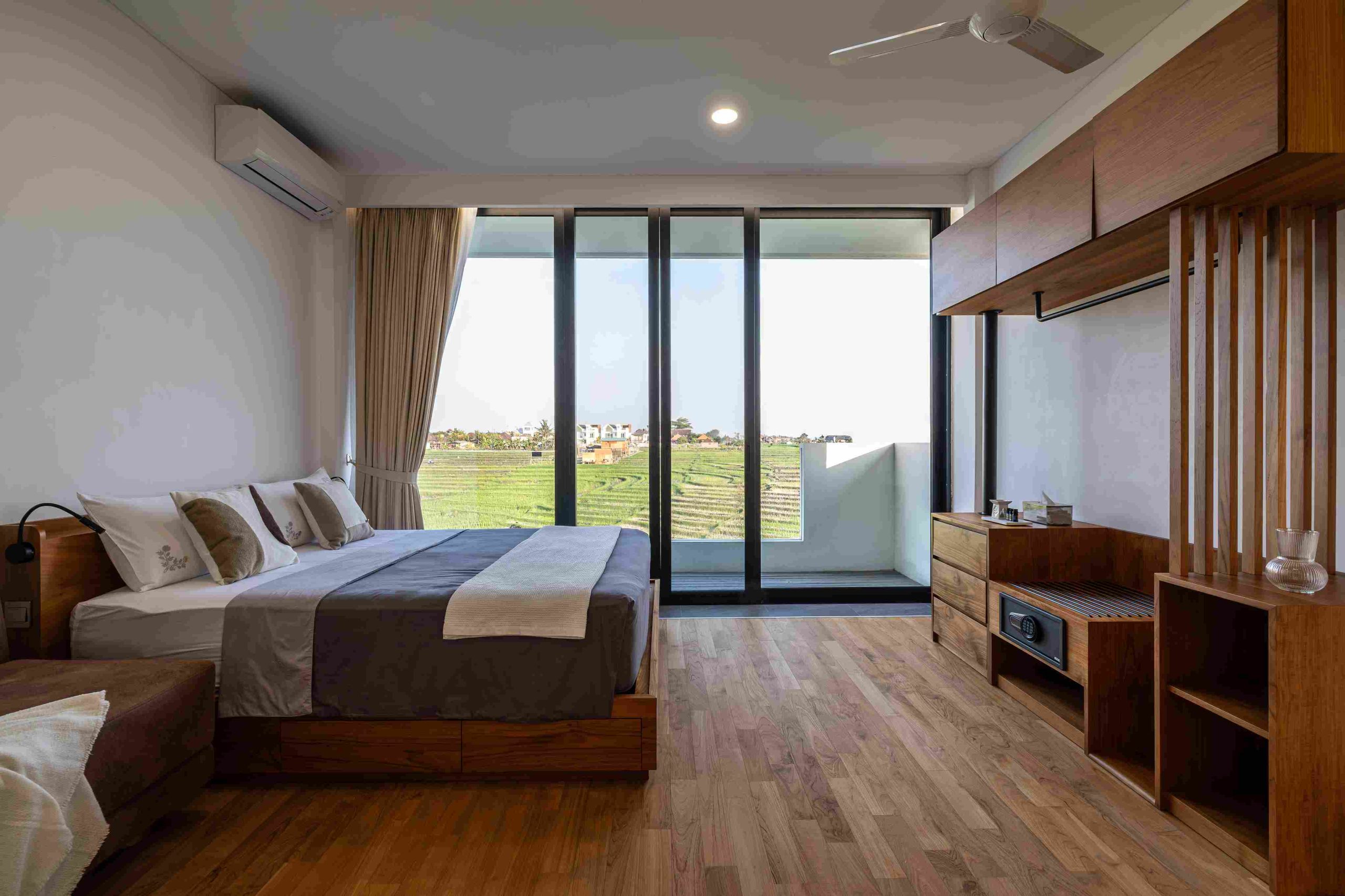 Proyek Sea Point Villa Oleh YCK Bali