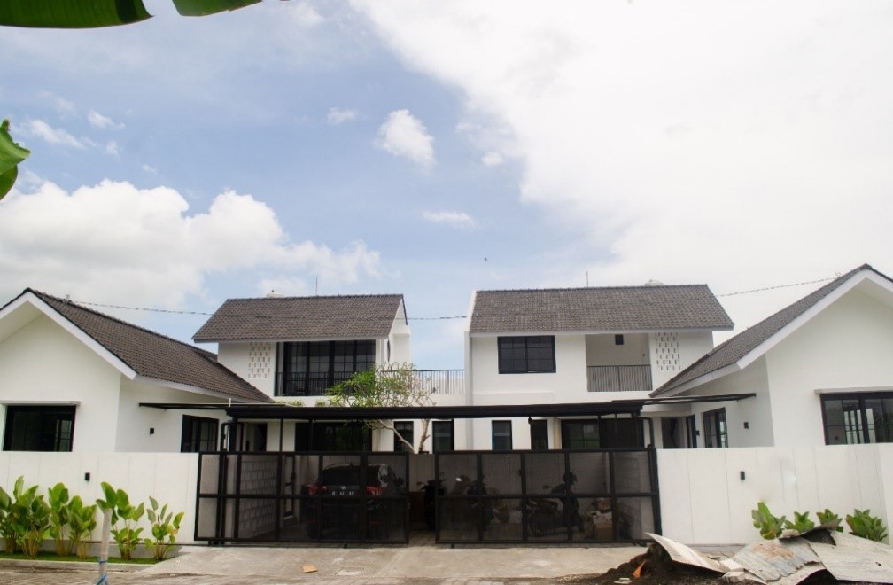 Proyek Twin House Oleh YCK Bali