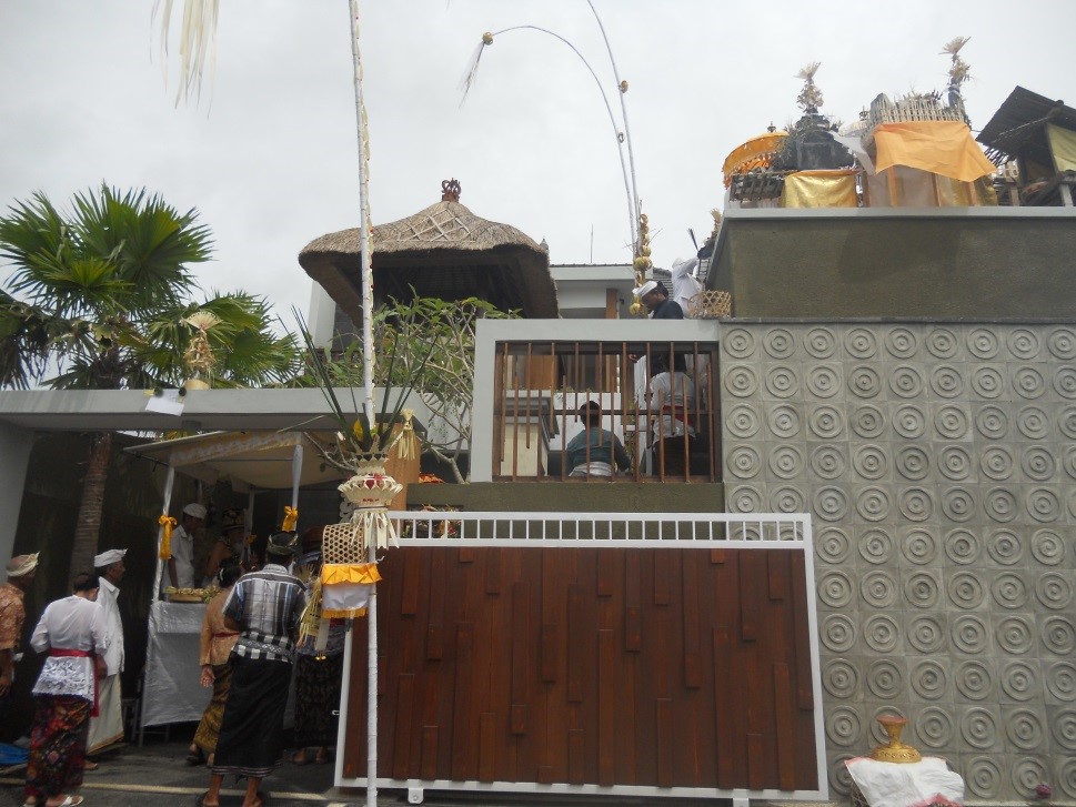 Proyek Suweta House Oleh YCK Bali