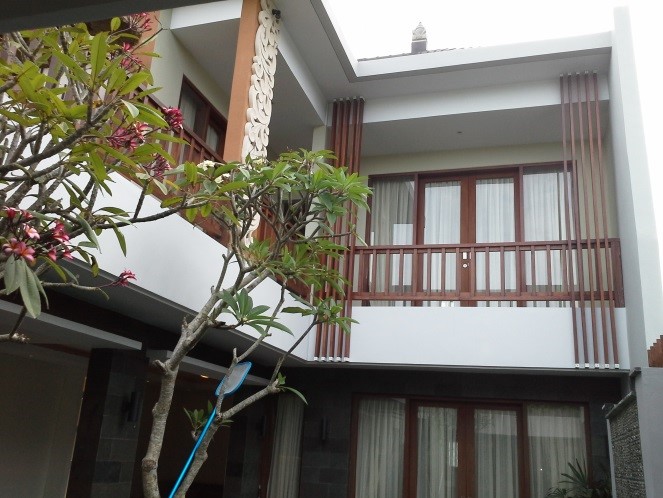 Proyek Suweta House Oleh YCK Bali